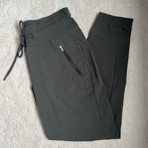 Athleta Trekkie North Jogger